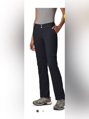 COLUMBIA OMNI-shield black convertible trail pants. Size 14 Regular